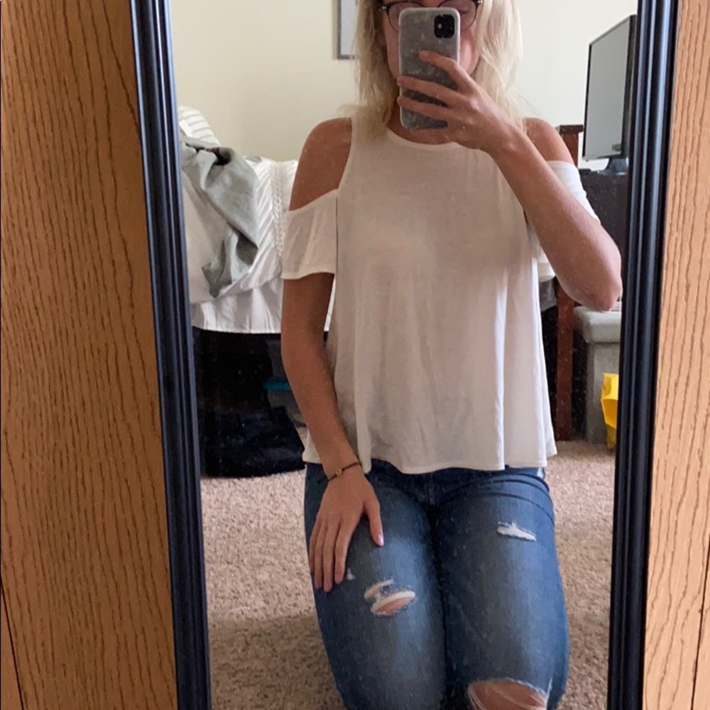 Cold shoulder white tee shirt.